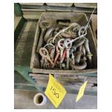 EYE BOLTS & SHACKLES