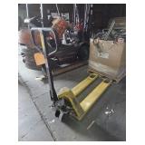 YALE SLIMLINE PALLET JACK