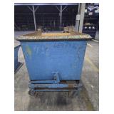 DUMP HOPPER ON CASTERS