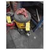 SHOP VAC