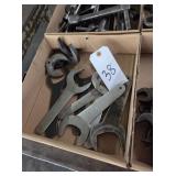 WRENCHES & T-HANDLE DRIVERS