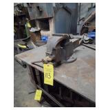 CHAS PARKER 5" BENCH VISE
