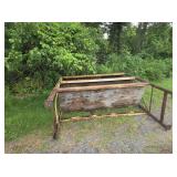METAL SHELVING
