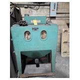 UNI-BLAST BLAST CABINET