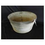 Galvinized wash Tub