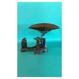 Antique Countertop Scale