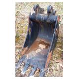 18"  Excavator Bucket with Teeth