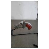 Davis Industry 32 Calibur Derringer