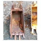 16 "  Hensley Excavator Bucket with Teeth