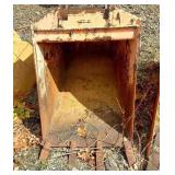 30"  Excavator Bucket with Teeth
