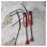 2 Lion 2500 Hydraulic Cylinders