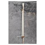 2 Prybars