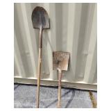 2 Shovels