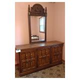 9 Drawer Dresser W/ Mirror
