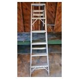 White Metal 6ft Aluminum Ladder