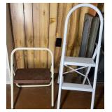 2 Metal Folding Step Stools
