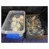 Box of Misc Light Bulbs