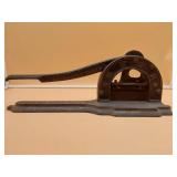 1880s Cast Iron Tabacco Cutter