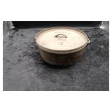 Lodge 12-Inch Cast iron Camp Dutch Oven W/Lid