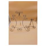 2 Brass-Tone Wire Display Easels