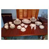 68 Piece Style HouseDinnerware Set