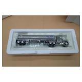 1:100 Scale Mobil Kenworth Aerodyne