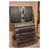 GPX Home Stereo System w/2 RCA Speakers