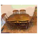 Oak Finish DinetteTable W/6 Chairs & Leaf