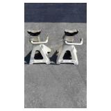 2 Jack Stands
