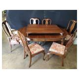 Queen Anne Wooden Style Dining Room Set