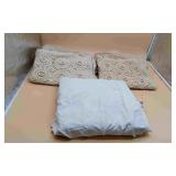 4 Crochet Pillow Cases & Bed Skirt