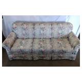 Floral-Patterned Sofa W Pleated Skrit
