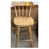 Wood bar stool 41'tall