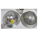 2 safety helmets