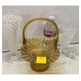 Bride basket, vase, cornucopia w/bird