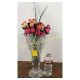 Crystal vase w/flowers