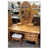 Vanity w/bench well used-61'tall,23ï¿½deep,47ï¿½across