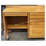 Student desk w/wheels-35'tall,19ï¿½deep,44ï¿½across