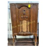 Antique Philco radio non working-