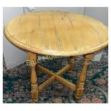 Round occasional table-24'tall,30ï¿½diameter