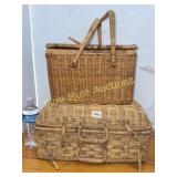 2 wicker empty picnic baskets