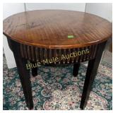 Rd occasional table-26'tall,31ï¿½diameter