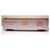 Southern 8824 All Door Box Car