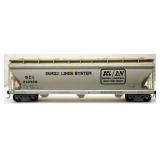 SCL 242926 Family Lines Cover Hopper HO