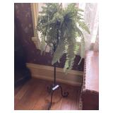 Metal Plant Stand with Scrolled Legs