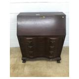 Mahogany Governor Winthrop Serpentine Desk