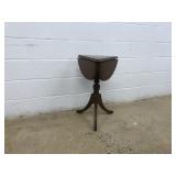 Mahogany Triangular Form Drop Leaf Table