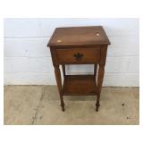 Maple 1-Drawer Stand