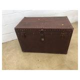 Flat Top Storage Trunk