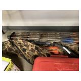 Bear Compound Bow & Alum. Arrows